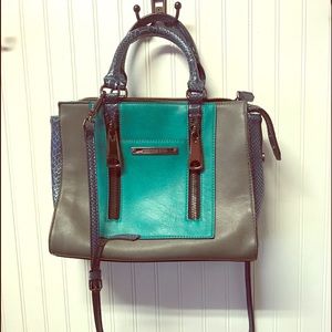 Gainni Bini Purse. New never used.